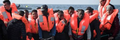 E ora il sindaco di Lampedusa chiede aiuto a Salvini: "Qui troppi migranti"