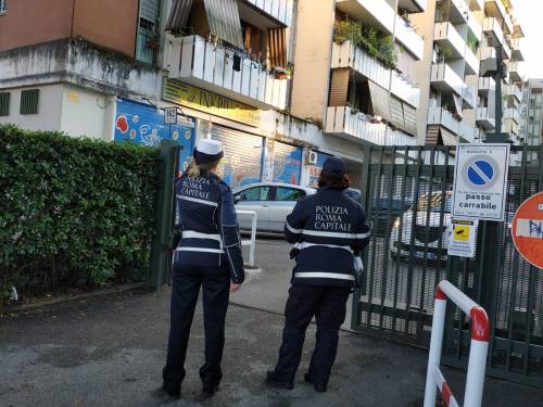 Ha la villa e un reddito da 60mila euro ma vive nella casa popolare