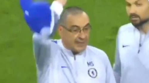 Chelsea a nervi tesi, lite Higuain-David Luiz: Sarri se ne va infuriato