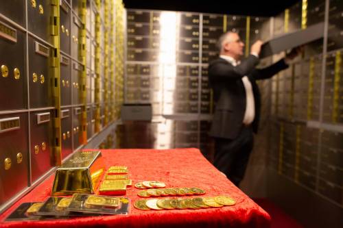 I mercati nell'età dell'oro: investire sul metallo dei record