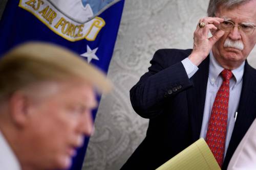Trump e il falco Bolton silurato con un tweet: "Noi in forte disaccordo"