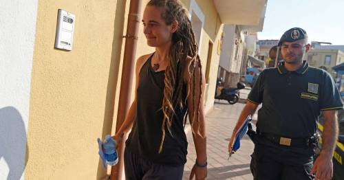 Il caso Rackete non è chiuso: un atto incastra la capitana