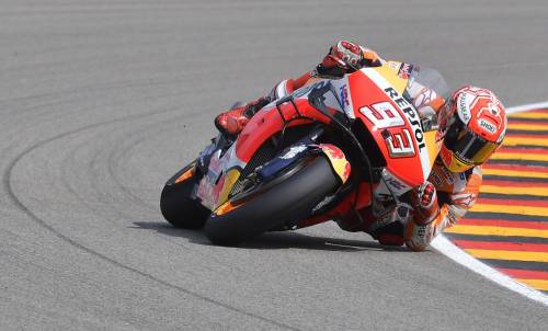 I Marquez monopolizzano i mondiali e Rossi 8° ora riflette sul suo futuro