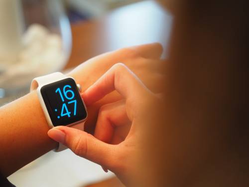 DOC 24, dottori a portata di smartphone e webcam