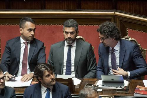 Il silenzio di Di Maio mentre esplode la crisi