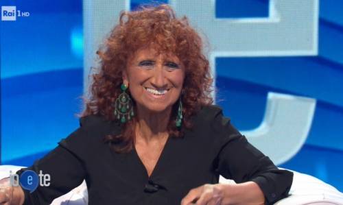 Anna Mazzamauro rivela: "Paolo Villaggio? Era uno snob spaventoso"
