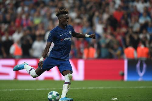 Il Chelsea ci ricasca, insulti razzisti al baby Abraham