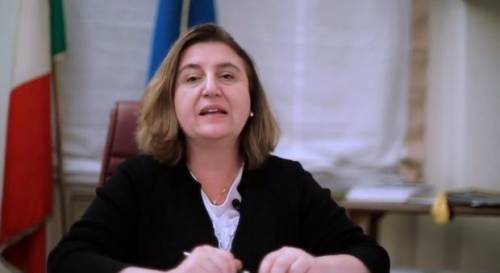 La ministra Catalfo: "Ampliamo reddito di cittadinanza e cassa integrazione"
