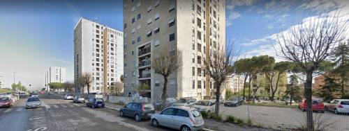 Famiglia rom rinuncia alla casa popolare: "Ci hanno minacciati"
