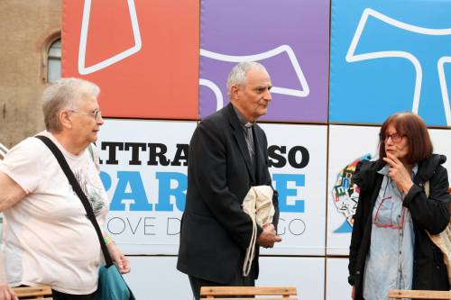 Monsignor Zuppi, il (quasi) cardinale amico del Pd e dei migranti