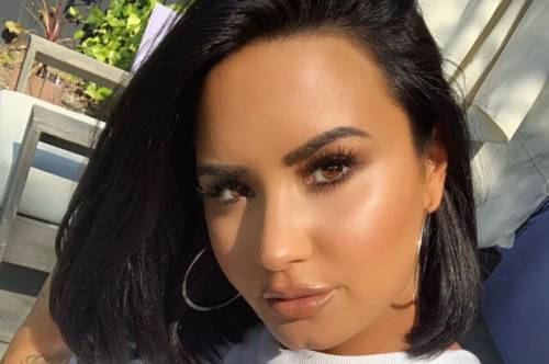 La tragedia della tossicodipendenza torna nella vita di Demi Lovato. "Il paradiso ha un nuovo angelo"