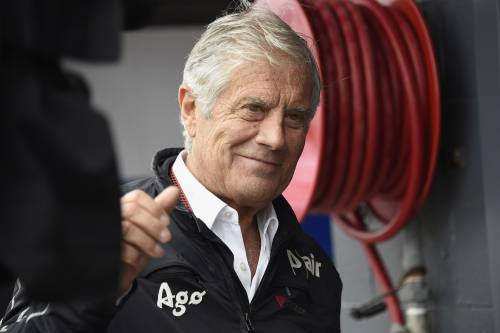 MotoGP, Agostini punta su Marquez: "Può battere i miei record"