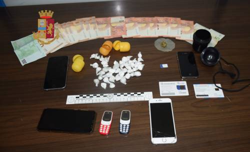 Lecce, nascondeva la cocaina nell'ovetto kinder