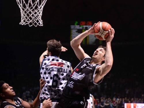 Americani in fuga, il basket torna "italiano"