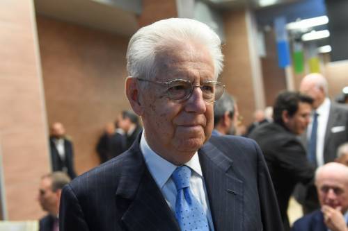 Monti ora dà lezioni, ma dimentica i tagli alla sanità