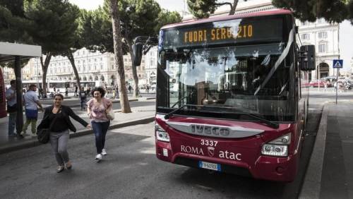 Atac contro la psicosi: "Autisti con mascherina solo se si hanno sintomi"