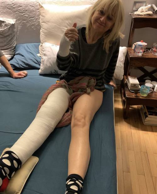 Grave incidente per Luciana Littizzetto: "Volata per la strada"