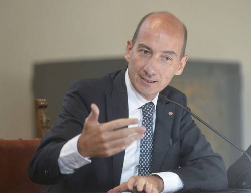 Decreto impantanato tra sprechi e cavilli