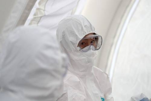 Cure anti-coronavirus, l'Oms frena Pechino: "Nessun farmaco efficace"