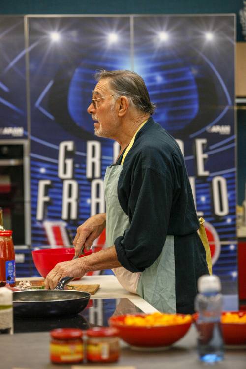 Gf Vip, Fabio Testi a rischio espulsione? "Le mamme buttano le attrici nei letti dei registi"