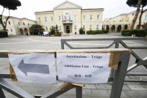 Coronavirus, donna in quarantena ricoverata per precauzione
