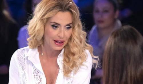Verissimo, Valeria Marini rivela: "Ecco perché sono stata male"