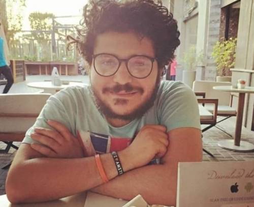 Egitto, Zaky trasferito in un altro carcere: fissata l'udienza di scarcerazione