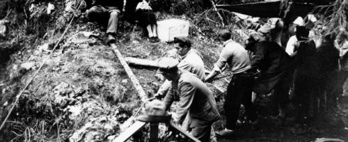 Foibe ed esodo italiano: quello che c'è da sapere sulla pulizia etnica di Tito