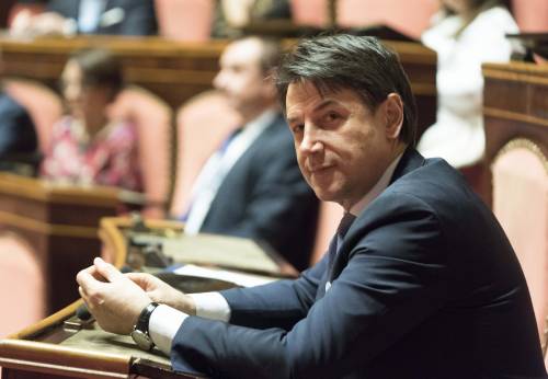 Conte a caccia di parlamentari tenta di fare un nuovo governo