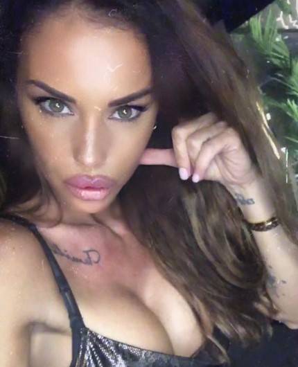 Antonella Mosetti, wet-look bollente sui social