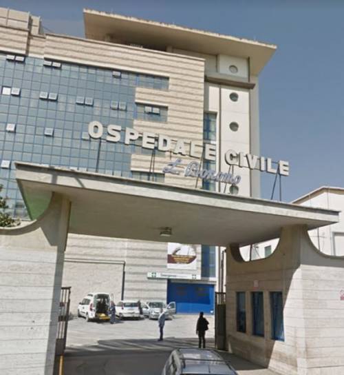 Andria, rubava gli anelli ai pazienti: arrestato infermiere