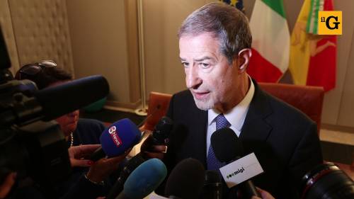 La Sicilia si ribella al governo sullo sbarco di 194 migranti