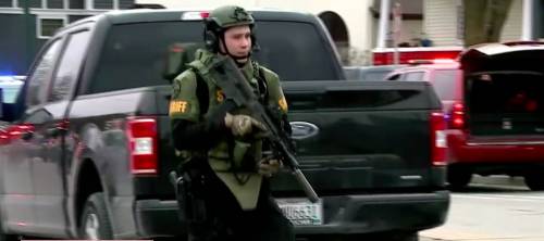 Usa, strage in una fabbrica di birra: ex dipendente uccide 6 persone