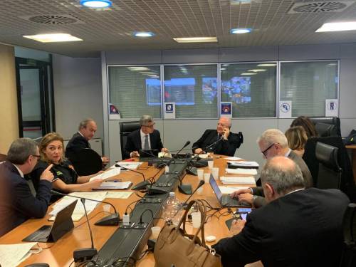 Una "galassia" di esperti: già cinque le task force a cui si affida il governo