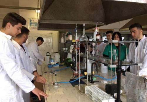 Coronavirus, Amuchina introvabile? Ci pensano gli studenti di Vibo