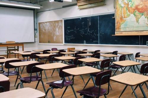 Ok fase 2 dal 4 maggio ma non per scuola e calcio
