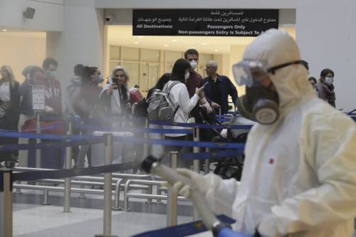 Coronavirus, ora la Germania ammette: "Abbiamo focolai come Italia e Francia"