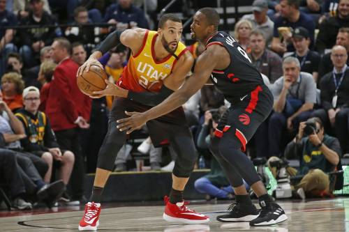 E L’NBA ANTICIPA IL PALLONE ANCHE SUI TAGLI DEGLI STIPENDI