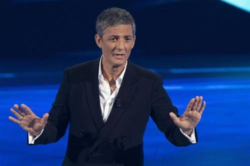 Fiorello su Twitter: "Il folle stalker mi manda foto ogni giorno"