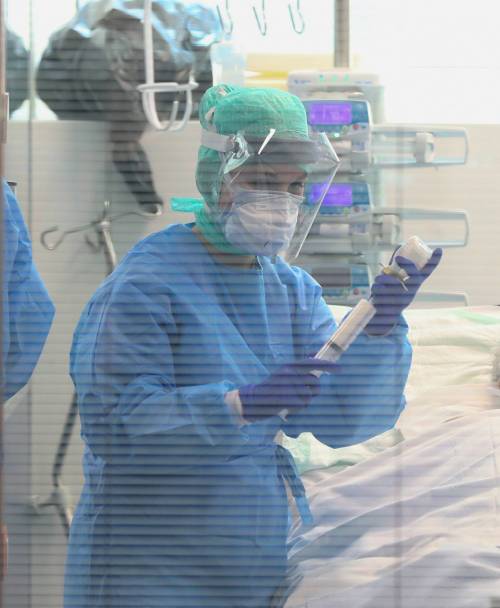 Epidemie, cosa può accadere quando un virus muta