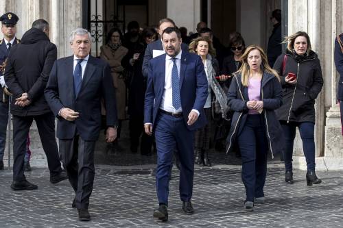 Il centrodestra sferza Conte: "No al Mes e stop alle tasse"