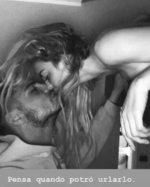 La Morali riprende Favoloso completamente nudo (Ma sbaglia la censura)