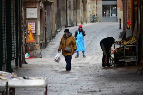 Dal coronavirus un'altra emergenza: aumenta la povertà tra i cittadini