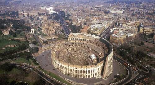 Un terzo dei romani ancora in giro: "Non va bene, state a casa"