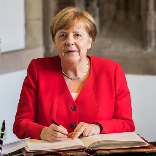 Europa sempre più tedesca. Ecco il disegno della Merkel
