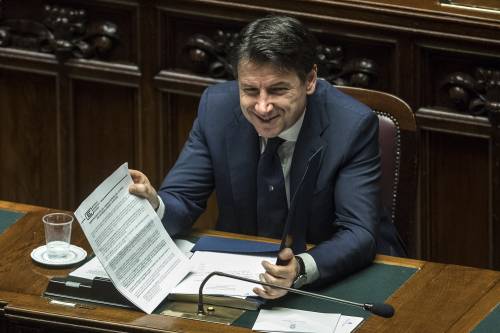 Conte si inventa lo "Sblocca Paese" e prende tempo