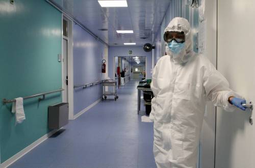 Coronavirus, ecco gli "indicatori" che possono far chiudere tutto