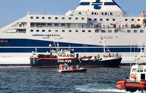 Ora la Ue smaschera il governo "I migranti? Nessuna richiesta di ricollocamento"
