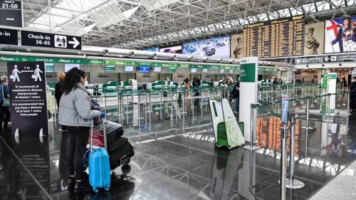 Tamponi, il flop di Zingaretti: "In aeroporto test fino alle 18"