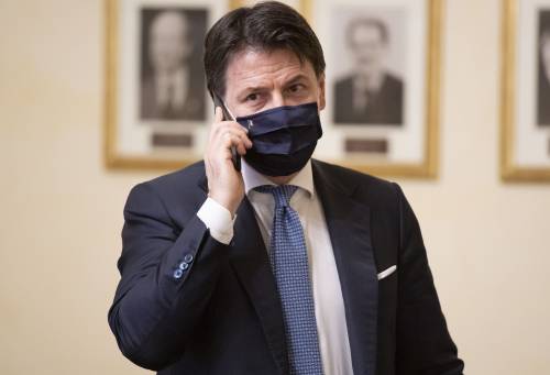 Crollo nei sondaggi: così i cattolici "scomunicano" Conte